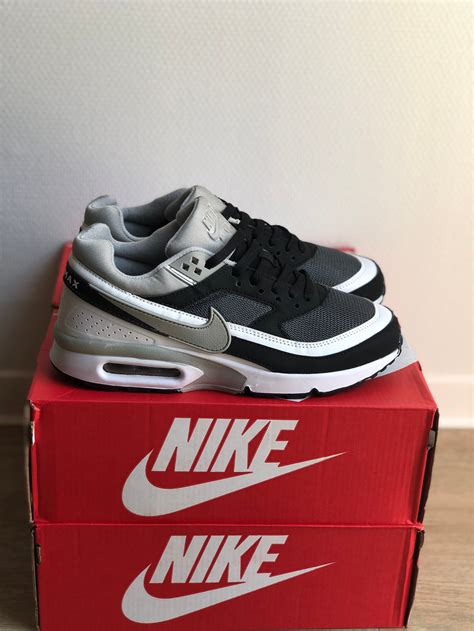 nike air max classic bw maat 44|Nike Air Max shoes.